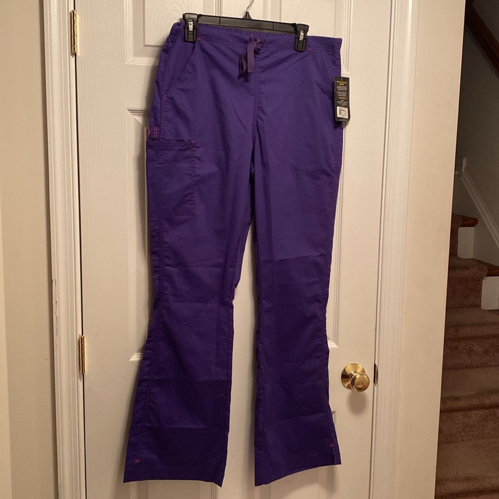Brand New Scrub Set… - Picture 7 of 12